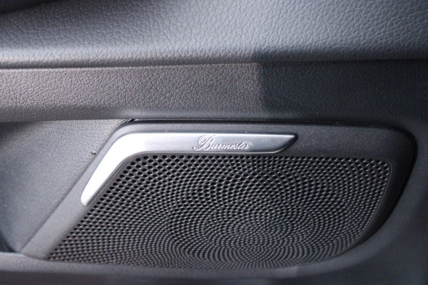 ☞ Mercedes-Benz EQV 300 L2 / AMG / New Model / Luchtvering / 7-Persoons / Burmester / Vol Opties / NIEUWSTAAT