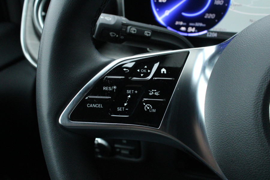 ☞ Mercedes-Benz EQV 300 L2 / AMG / New Model / Luchtvering / 7-Persoons / Burmester / Vol Opties / NIEUWSTAAT