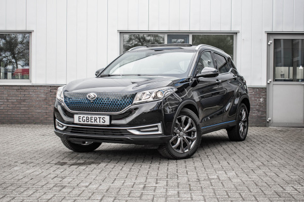 Seres 3 | 52kWh | Leder | 3-Fase lader | Panoramadak Tijdelijke Black friday deal, nu van 16750.- voor 15.200,-