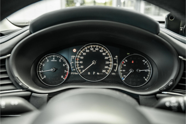 Mazda CX-30 2.0 AWD e-SkyActiv M Hybrid Tijdelijke Black friday deal, nu van 27850 .- voor 26450.-