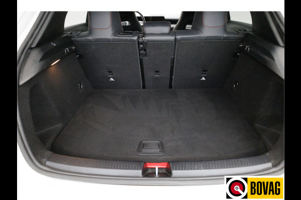 Mercedes-Benz A-Klasse 250 e AMG Line | Cruise-control | PDC V+A + Camera | Stoelverwarming Sfeerverlichting, Extra getint glas, Navigatie, Aplle Carplay/Android auto, Keyless