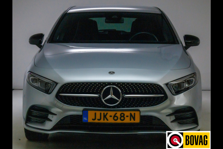 Mercedes-Benz A-Klasse 250 e AMG Line | Cruise-control | PDC V+A + Camera | Stoelverwarming Sfeerverlichting, Extra getint glas, Navigatie, Aplle Carplay/Android auto, Keyless