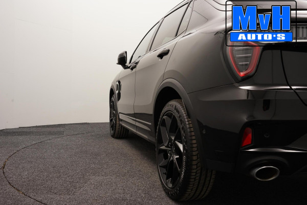 Lynk & Co 01 1.5 Hybride|LEER|FULL BLACK XXL|ZWARTE.HEMEL