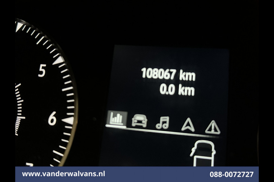 Renault Trafic 2.0 dCi 131pk L1H1 Euro6 Airco | LED | Navigatie | LM velgen | Cruisecontrol | 2500kg Trekhaak Parkeersensoren, Sidebars, Bijrijdersbank