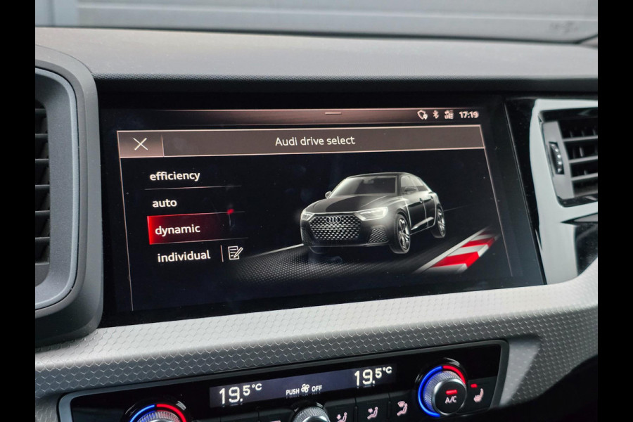 Audi A1 SPORTBACK 40 TFSI 200PK Pro Line S Carplay | Stoelverw. | PDC