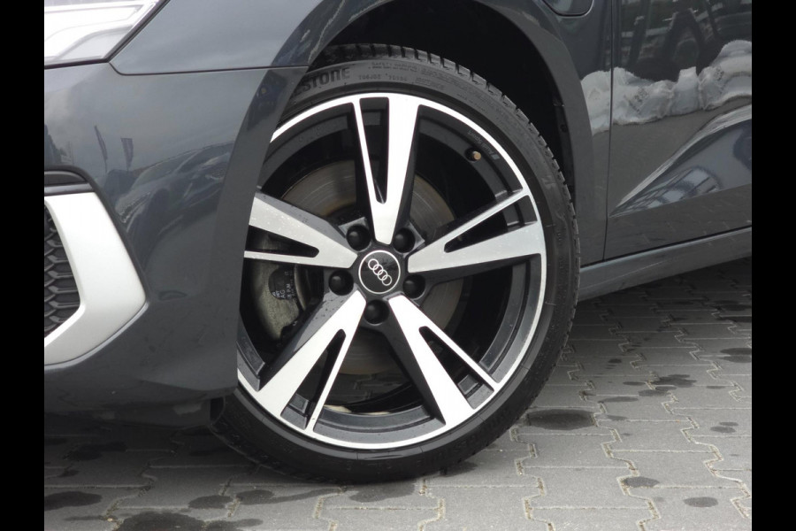 Audi A3 Sportback 40 TFSI e S edition Competition