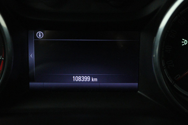 Opel Astra Sports Tourer 1.4 Business Executive (ACHTERUITRIJCAMERA, PARKEERSENSOREN, CRUISE CONTROL, NAVIGATIE)