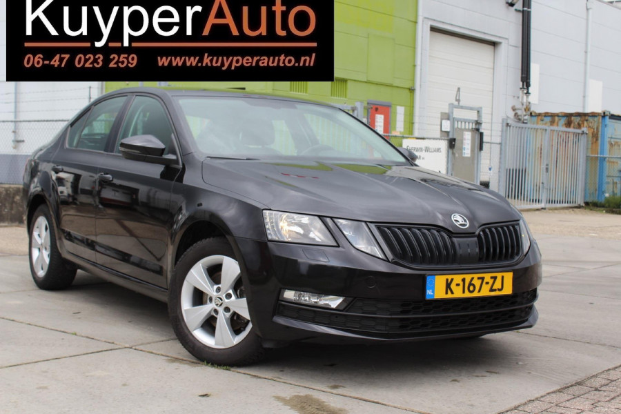 Škoda Octavia 1.5 TSI Greentech Sport Business automaat dsg multimedia trekhaak