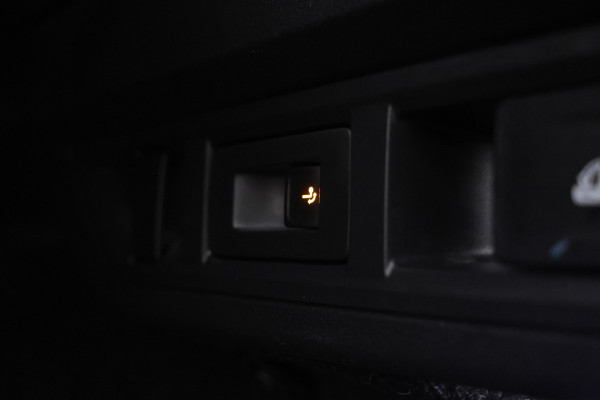 Škoda Octavia Combi 1.0 TSI Business Edition Trekhaak, Digital Dash, Airco.