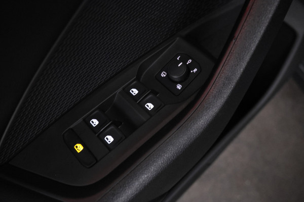 Škoda Octavia Combi 1.0 TSI Business Edition Trekhaak, Digital Dash, Airco.