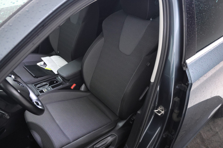 Škoda Octavia Combi 1.0 TSI Business Edition Trekhaak, Digital Dash, Airco.