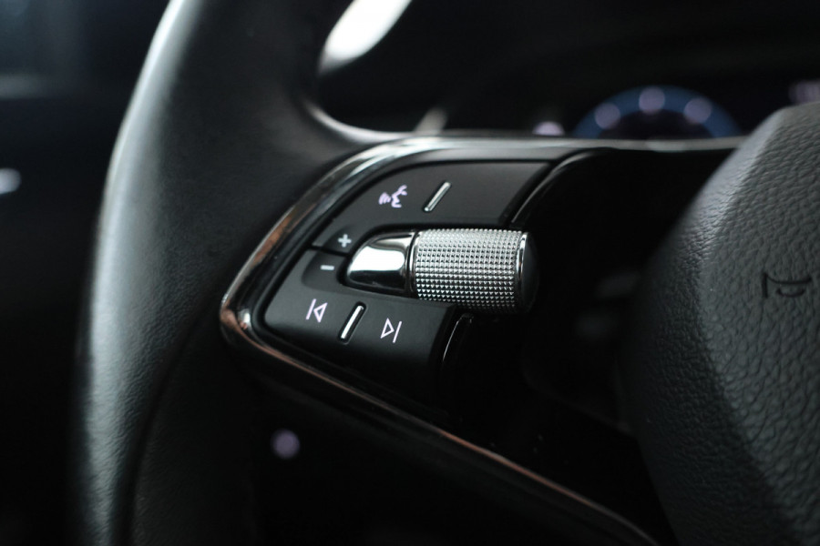 Škoda Octavia Combi 1.0 TSI Business Edition Trekhaak, Digital Dash, Airco.