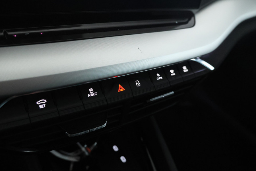 Škoda Octavia Combi 1.0 TSI Business Edition Trekhaak, Digital Dash, Airco.