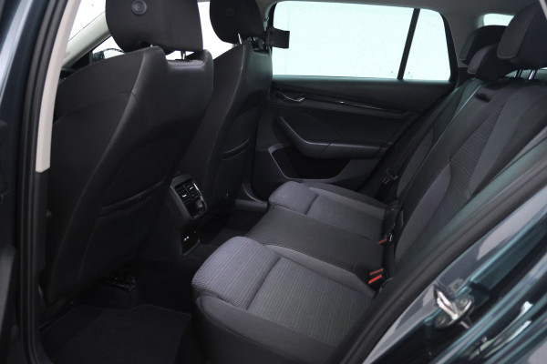 Škoda Octavia Combi 1.0 TSI Business Edition Trekhaak, Digital Dash, Airco.