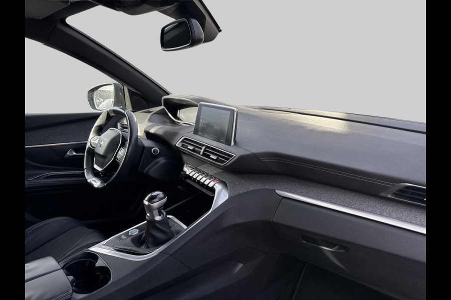 Peugeot 5008 1.2 PureTech GT-Line 7 pers // GT-line // PANORAMADAK // TREKHAAK