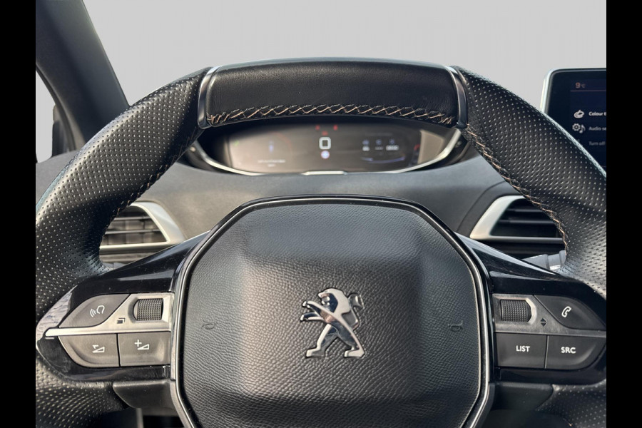 Peugeot 5008 1.2 PureTech GT-Line 7 pers // GT-line // PANORAMADAK // TREKHAAK