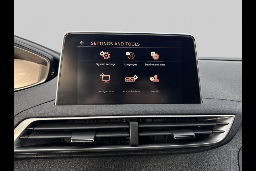 Peugeot 5008 1.2 PureTech GT-Line 7 pers // GT-line // PANORAMADAK // TREKHAAK