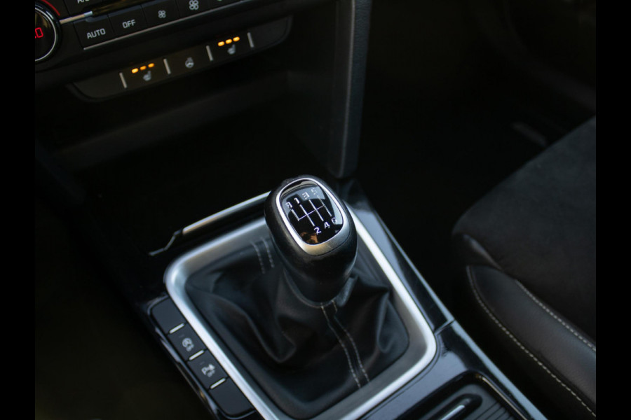 Kia ProCeed 1.0 T-GDI GT-Line | Nederlandse dealer onderhouden auto | Stoel en stuurverwarming| Schuifkanteldak |