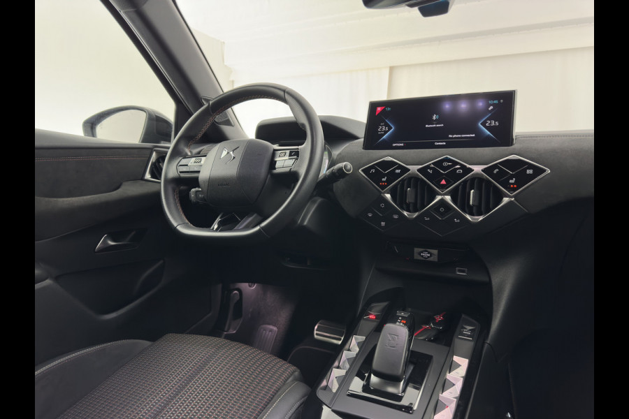 DS DS 3 Crossback E-Tense Performance Line+ 50 kWh [ 3-Fase ] {SOH-90%} (INCL-BTW) *LEATHER-FABRIC | MATRIX-LED | ADAPTIVE-CRUISE | DIGI-COCKPIT | HEATED-SPORTSEATS | CAMERA | KEYLESS | NAVI-FULLMAP | DAB+ | ECC | PDC | PRIVACY-GLASS | 18''ALU*