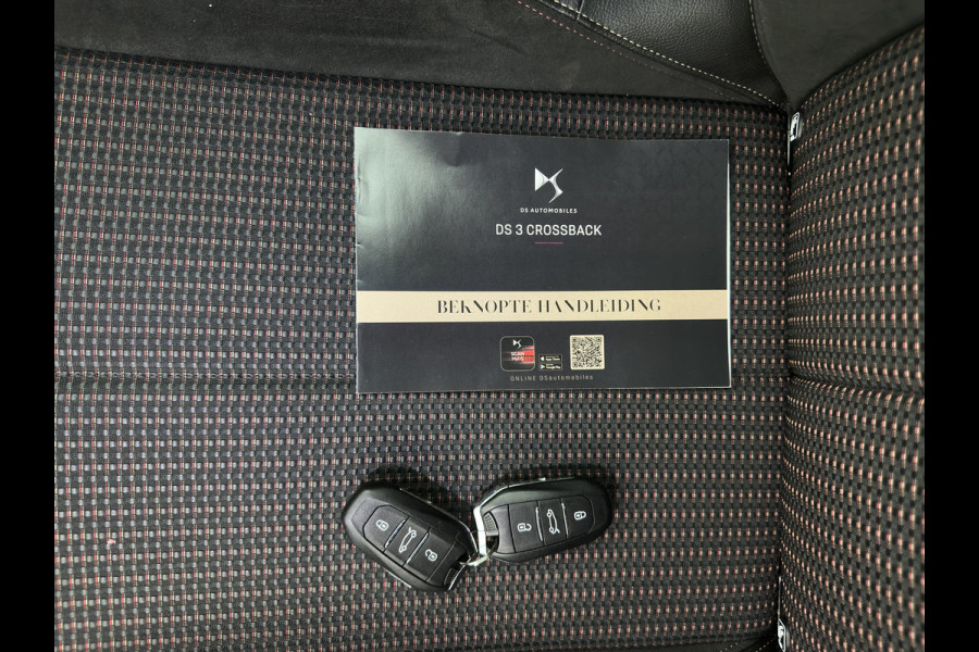 DS DS 3 Crossback E-Tense Performance Line+ 50 kWh [ 3-Fase ] {SOH-90%} (INCL-BTW) *LEATHER-FABRIC | MATRIX-LED | ADAPTIVE-CRUISE | DIGI-COCKPIT | HEATED-SPORTSEATS | CAMERA | KEYLESS | NAVI-FULLMAP | DAB+ | ECC | PDC | PRIVACY-GLASS | 18''ALU*