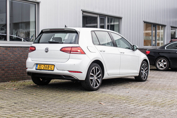 Volkswagen e-Golf | Apple CarPlay Tijdelijke Black friday deal, nu van 12250.- voor 10900.-