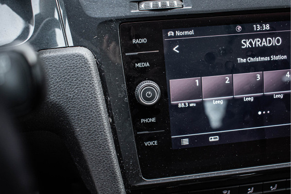 Volkswagen e-Golf | Apple CarPlay Tijdelijke Black friday deal, nu van 12250.- voor 10900.-