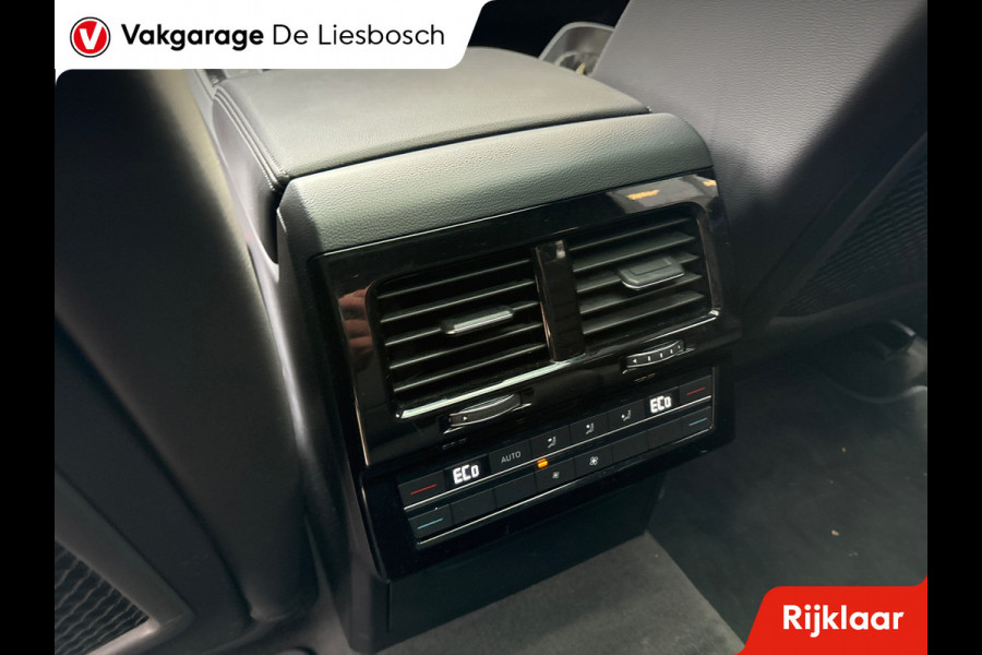 Volkswagen Touareg 3.0 TSi 4MOTION R-line/ pano / leer/ navi/ camera/ head up/ trekhaak/