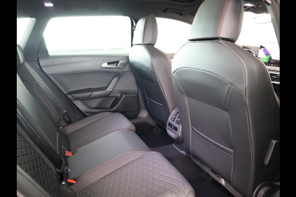 Seat Leon Sportstourer FR Business PHEV 1.5 TSI 204 pk 6 versn. DSG |  Safe & Driving Pack | Panoramadak | 18 inch