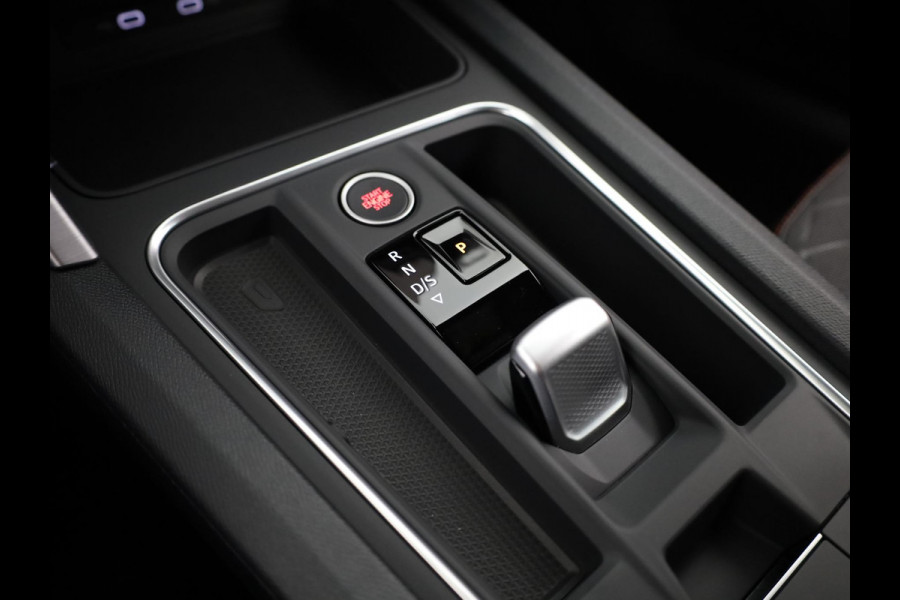 Seat Leon Sportstourer FR Business PHEV 1.5 TSI 204 pk 6 versn. DSG | Black Pack | Trekhaak |  Safe & Driving Pack | | 18 inch