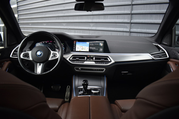 BMW X5 xDrive45e High Executive M Sport | Pano | Laser | Massage | ACC | Trekhaak | 21'' Wielen | Luchtvering |