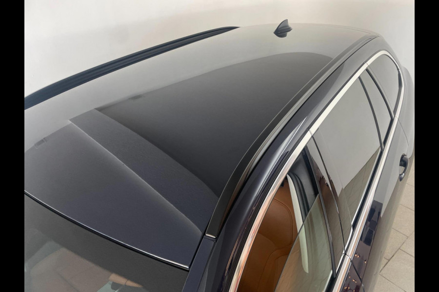 BMW 5 Serie Touring 520i High Executive AUTOMAAT NAVI CRUISE BLUETOOTH LED VERL STUURVERW STOELVERW STOELVENT LEDER NIEUWSTAAT