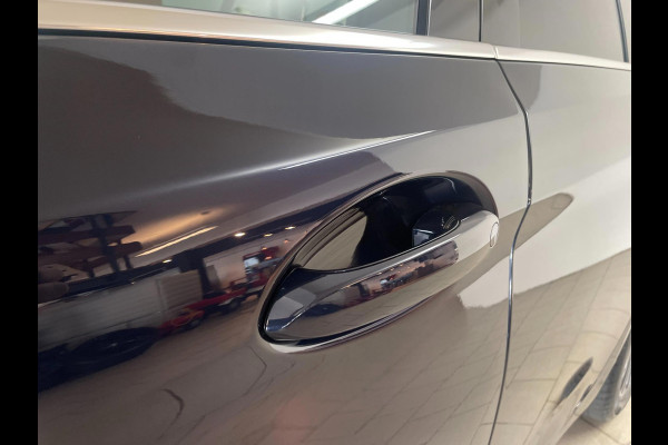 BMW 5 Serie Touring 520i High Executive AUTOMAAT NAVI CRUISE BLUETOOTH LED VERL STUURVERW STOELVERW STOELVENT LEDER NIEUWSTAAT