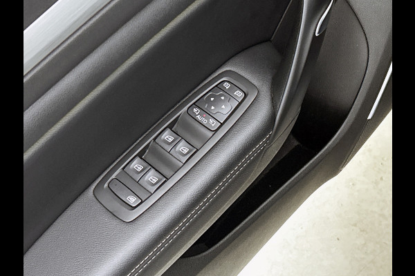 Renault MEGANE Estate 1.2 TCe GT-Line (Goed onderH, Navi, Camera, PDC V+A, Cruise Con, Etc)