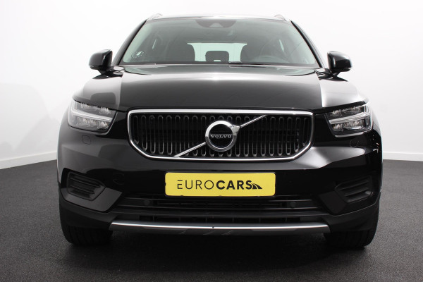 Volvo XC40 1.5 T3 163pk Automaat Momentum Navigatie Apple Carplay/Android Auto Stoelverwarming Parkeersensoren Adaptive Cruise Control Virtual Cockpit LED kop- en mistlampen Draadloos laden Sensus Connect met High Performance Sound