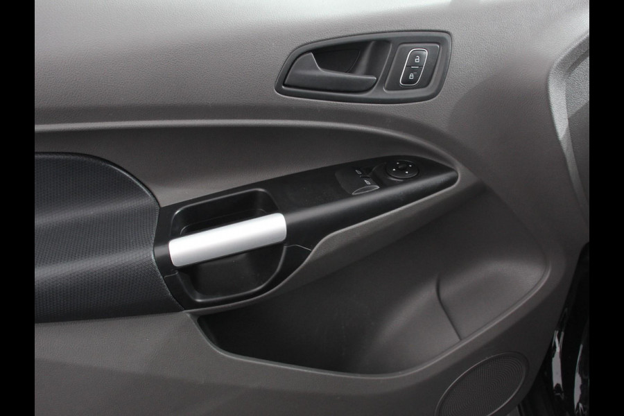 Ford Transit Connect 1.5 EcoBlue Automaat L2 Ford Transit Connect 1.5 EcoBlue L2 Trend Automaat Navigatie Airco Parkeersensoren Achter Cruise Control 3Zits Camera DAB+