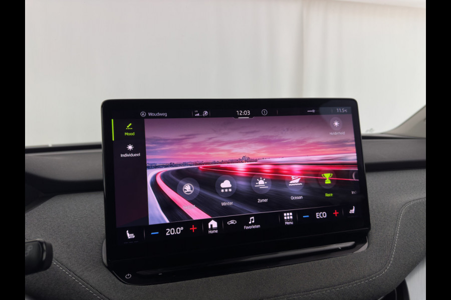 Škoda ENYAQ iV 80 [ 3-Fase ] {SOH-88% } (INCL-BTW) *LEATHER-FABRIC | FULL-LED | DIGI-COCKPIT | CAMERA | KEYLESS | NAVI-FULLMAP | AMBIENT-LIGHT | ECC | HEATED-COMFORTSEATS | DAB+ | PDC | CRUISE | CARPLAY | TOWBAR | 19"ALU*