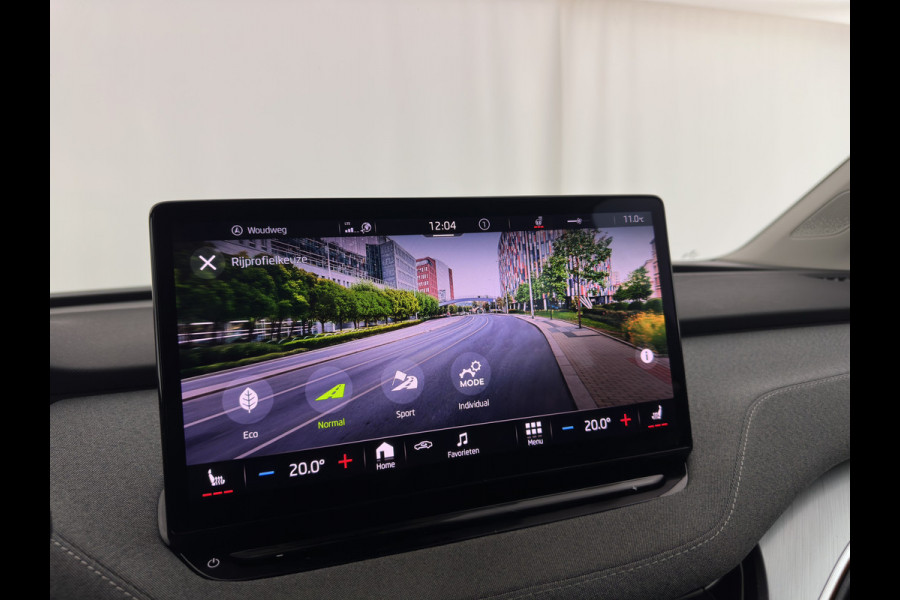 Škoda ENYAQ iV 80 [ 3-Fase ] {SOH-88% } (INCL-BTW) *LEATHER-FABRIC | FULL-LED | DIGI-COCKPIT | CAMERA | KEYLESS | NAVI-FULLMAP | AMBIENT-LIGHT | ECC | HEATED-COMFORTSEATS | DAB+ | PDC | CRUISE | CARPLAY | TOWBAR | 19"ALU*