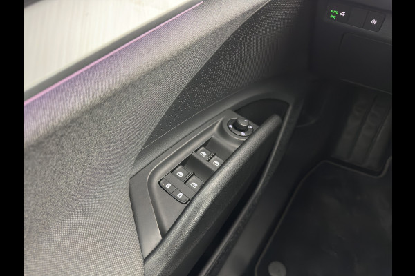 Škoda ENYAQ iV 80 [ 3-Fase ] {SOH-88% } (INCL-BTW) *LEATHER-FABRIC | FULL-LED | DIGI-COCKPIT | CAMERA | KEYLESS | NAVI-FULLMAP | AMBIENT-LIGHT | ECC | HEATED-COMFORTSEATS | DAB+ | PDC | CRUISE | CARPLAY | TOWBAR | 19"ALU*