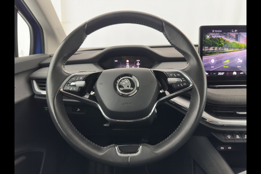 Škoda ENYAQ iV 80 [ 3-Fase ] {SOH-88% } (INCL-BTW) *LEATHER-FABRIC | FULL-LED | DIGI-COCKPIT | CAMERA | KEYLESS | NAVI-FULLMAP | AMBIENT-LIGHT | ECC | HEATED-COMFORTSEATS | DAB+ | PDC | CRUISE | CARPLAY | TOWBAR | 19"ALU*