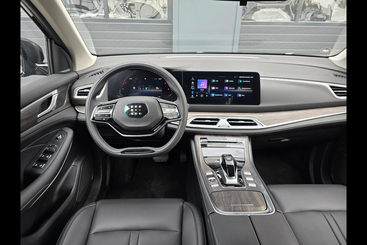 DFSK E5 L2 Pano/Cruise/360° Camera/7 pers.