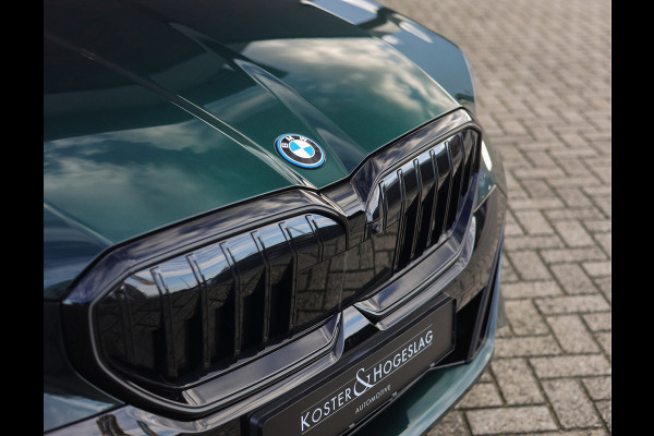 BMW 5 Serie Touring 550e xDrive | Oxford Green - Pano - Trekhaak - B&W