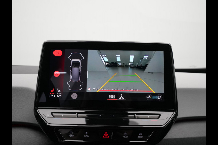 Volkswagen ID.3 First Plus 58 kWh 204pk Camera Navigatie Carplay Stoel/Stuurverwarming Pdc Acc 89