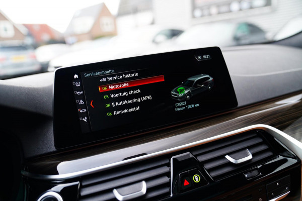 BMW 5 Serie Touring 530i xDrive High Executive | M-pakket | Head up Display | 360 cam | Memory | Park Assist | Adaptieve cruise |