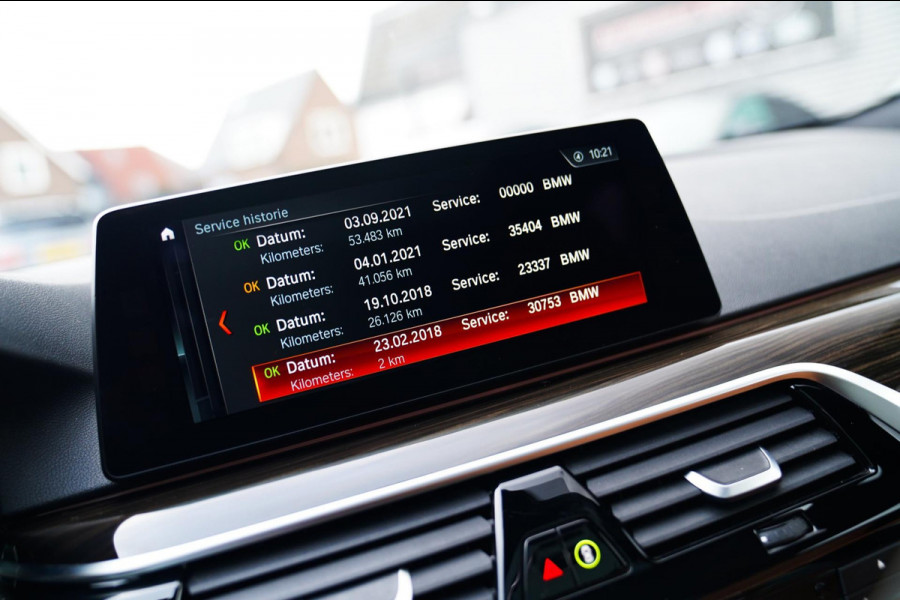 BMW 5 Serie Touring 530i xDrive High Executive | M-pakket | Head up Display | 360 cam | Memory | Park Assist | Adaptieve cruise |