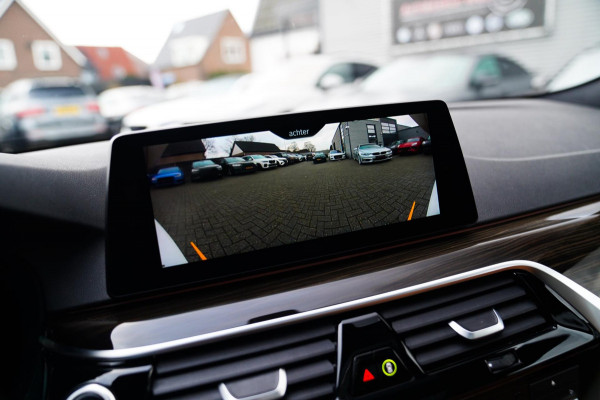 BMW 5 Serie Touring 530i xDrive High Executive | M-pakket | Head up Display | 360 cam | Memory | Park Assist | Adaptieve cruise |