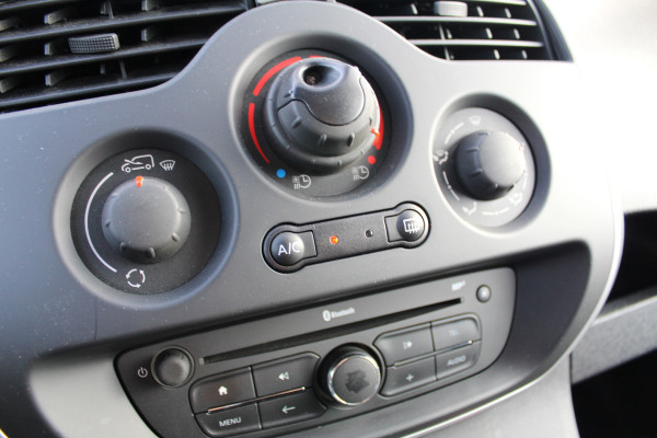 Renault Kangoo Z.E. 33 kWh (koopaccu) ✓ Airco ✓ R-Link navigatie ✓ Schuifdeur ✓ 100% elektro