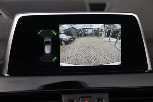 BMW X1 XDrive20i High Executive / PANO / KEYLESS / CAMERA / STUUR+STOELVERW