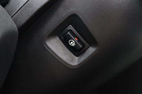 BMW X1 XDrive20i High Executive / PANO / KEYLESS / CAMERA / STUUR+STOELVERW