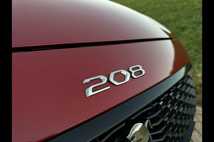 Peugeot 208 1.2 PureTech GT Pack Massagestoel | Stoelverwarming |Pano | Camera | Apple Carplay