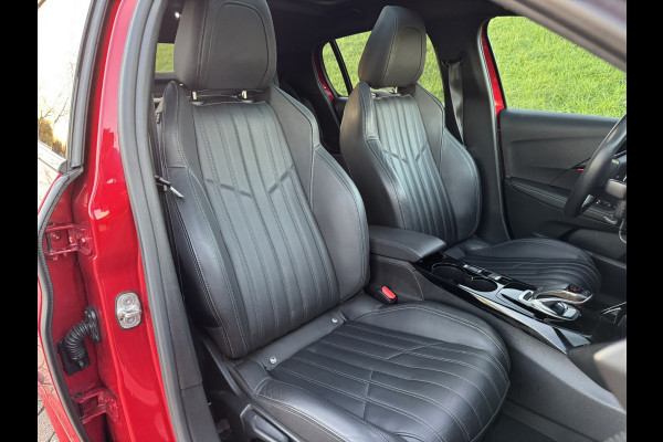 Peugeot 208 1.2 PureTech GT Pack Massagestoel | Stoelverwarming |Pano | Camera | Apple Carplay